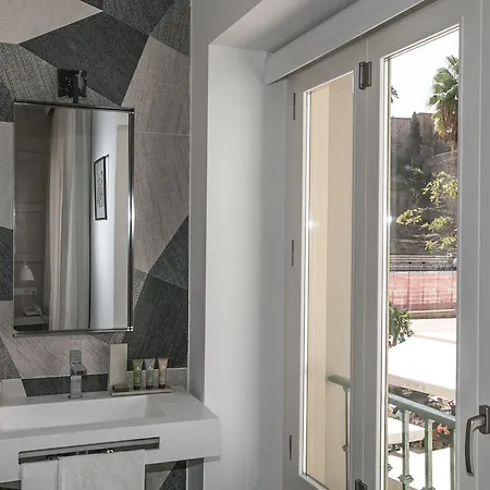 بوتيك تياترو رومانو مالقة